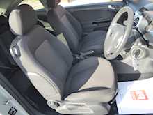 Vauxhall Corsa Sxi 16V
