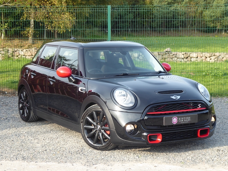 MINI Hatch 2.0 CooperS 5-Door, 6 Speed 2.0 5dr Hatchback Manual Petrol