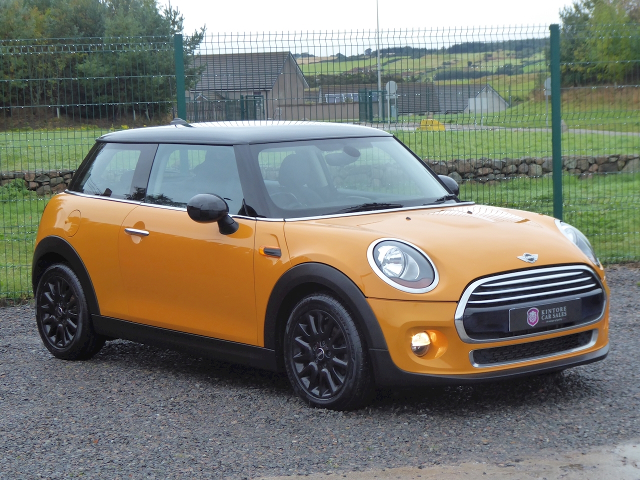 Used 2014 MINI Hatch 1.5 Cooper 3-Door, Manual For Sale in ...