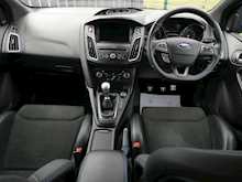 Ford Focus 2.3T EcoBoost RS AWD