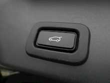 Land Rover Range Rover Evoque 2.0 D180 R-Dynamic SE Auto 4WD