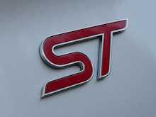 Ford Focus 2.0 TDCi ST-2 5dr, Hatchback,