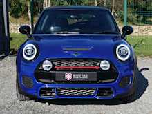 MINI Hatch 2.0 John Cooper Works, Manual