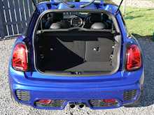 MINI Hatch 2.0 John Cooper Works, Manual
