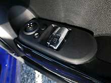 MINI Hatch 2.0 John Cooper Works, Manual