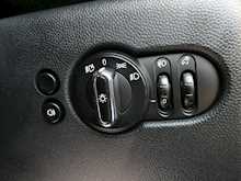 MINI Hatch 2.0 John Cooper Works, Manual