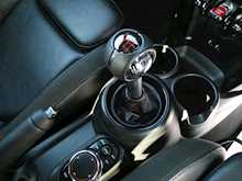 MINI Hatch 2.0 John Cooper Works, Manual