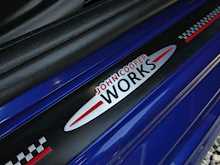 MINI Hatch 2.0 John Cooper Works, Manual