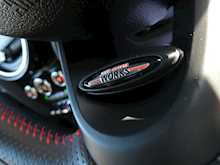 MINI Hatch 2.0 John Cooper Works, Manual