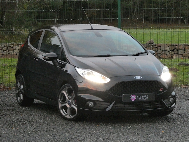 Ford Fiesta 1.6 EcoBoost ST-3, Manual 1.6 3dr Hatchback Manual Petrol