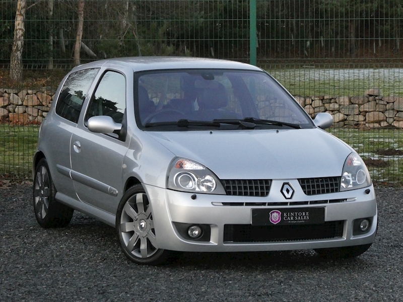 Renault Clio 2.0 16v Renaultsport, Manual 2.0 3dr Hatchback Manual Petrol