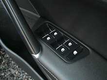 Volkswagen Golf R 2.0 TSI Hatchback 4Motion, Autotmatic