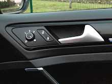 Volkswagen Golf R 2.0 TSI Hatchback 4Motion, Autotmatic