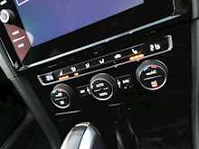 Volkswagen Golf R 2.0 TSI Hatchback 4Motion, Autotmatic