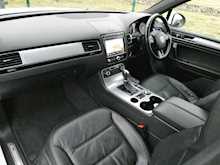 Volkswagen Touareg 3.0 TDI V6 BlueMotion Tech R-Line, Auto