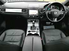 Volkswagen Touareg 3.0 TDI V6 BlueMotion Tech R-Line, Auto