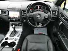 Volkswagen Touareg 3.0 TDI V6 BlueMotion Tech R-Line, Auto