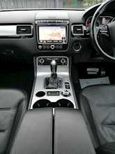 Volkswagen Touareg 3.0 TDI V6 BlueMotion Tech R-Line, Auto