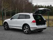 Volkswagen Touareg 3.0 TDI V6 BlueMotion Tech R-Line, Auto