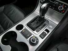 Volkswagen Touareg 3.0 TDI V6 BlueMotion Tech R-Line, Auto