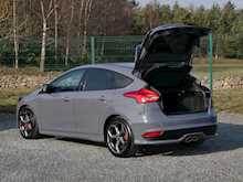 Ford Focus 2.0 TDCi ST-3, Manual