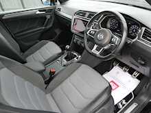 Volkswagen Tiguan 2.0 TDI R-Line 4Motion SUV