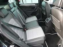 Volkswagen Tiguan 2.0 TDI R-Line 4Motion SUV