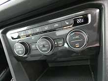 Volkswagen Tiguan 2.0 TDI R-Line 4Motion SUV