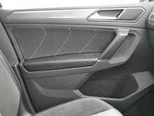 Volkswagen Tiguan 2.0 TDI R-Line 4Motion SUV