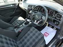 Volkswagen Golf 2.0 TDI GTD, Manual  5dr