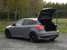 Ford Focus 2.0 TDCi ST-3 Hatchback, Manual