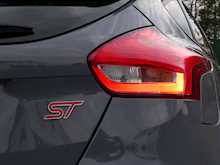 Ford Focus 2.0 TDCi ST-3 Hatchback, Manual