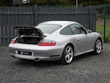Porsche 911 3.6 Carrera 4S Coupe, Manual
