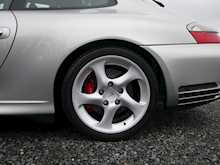 Porsche 911 3.6 Carrera 4S Coupe, Manual