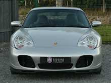 Porsche 911 3.6 Carrera 4S Coupe, Manual