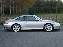 Porsche 911 3.6 Carrera 4S Coupe, Manual