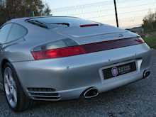 Porsche 911 3.6 Carrera 4S Coupe, Manual