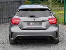 Mercedes-Benz A-Class 2.0 A45 AMG 4Matic [Map Pilot]