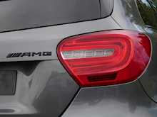 Mercedes-Benz A-Class 2.0 A45 AMG 4Matic [Map Pilot]