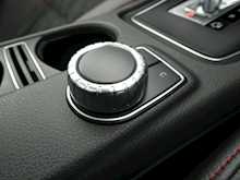 Mercedes-Benz A-Class 2.0 A45 AMG 4Matic [Map Pilot]