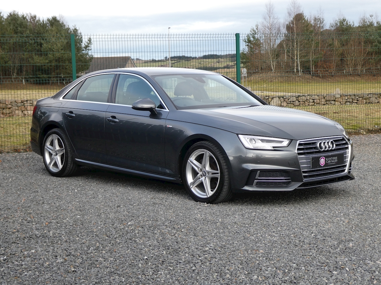 A4 2.0TDI S line Saloon, S-Tronic 2.0 4dr Saloon Automatic Diesel