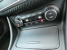 Mercedes-Benz A Class 2.0 A45 AMG (Premium) SpdS DCT 4MATIC