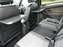 Volkswagen Tiguan Allspace 1.5 TSI EVO R-Line Tech DSG