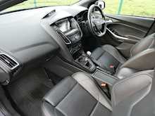 Ford Focus 2.0 TDCi ST-3 Hatchback 5dr, Manual