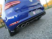 Volkswagen Golf R 2.0 TSI Hatchback 4Motion, Autotmatic