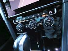 Volkswagen Golf R 2.0 TSI Hatchback 4Motion, Autotmatic