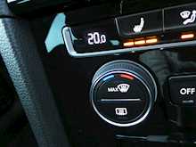Volkswagen Golf R 2.0 TSI Hatchback 4Motion, Autotmatic