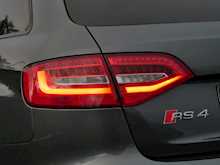 Audi RS4 Avant 4.2 FSI V8 Quattro Estate, S-Tronic