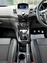 Ford Fiesta 1.6T EcoBoost ST-200