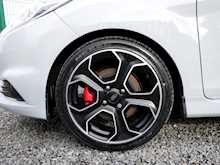 Ford Fiesta 1.6T EcoBoost ST-200